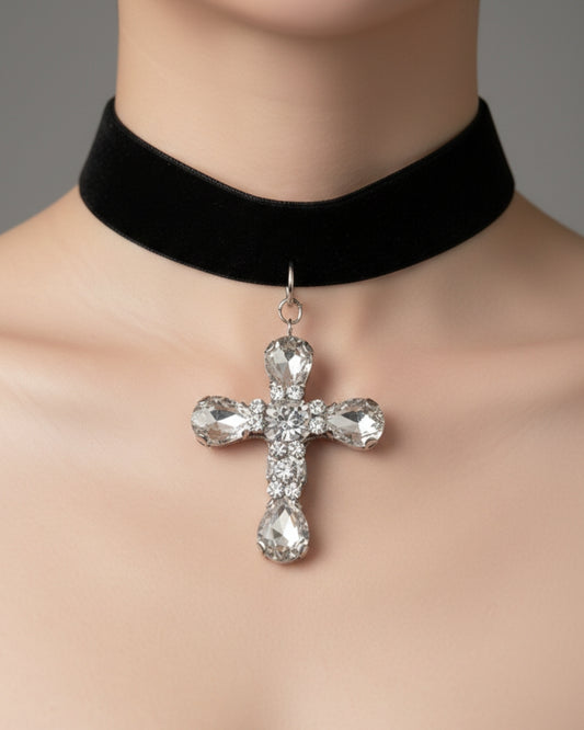 Cross choker