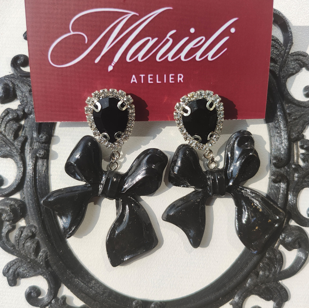 Black bow earrings